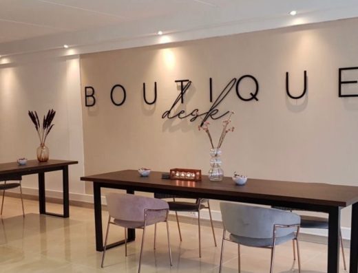 Boutique Desk